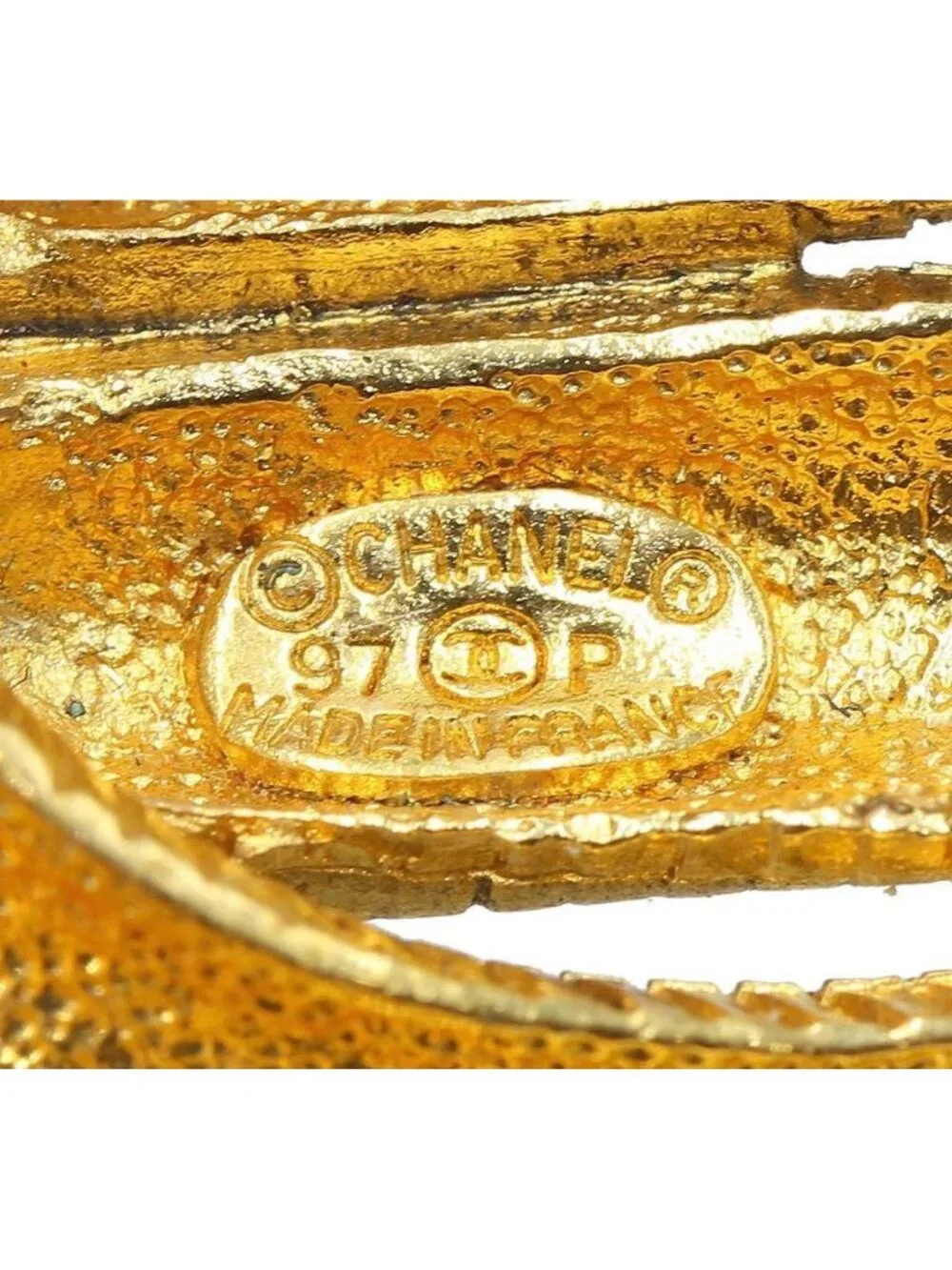 Chanel CC Logo Chain Brooch